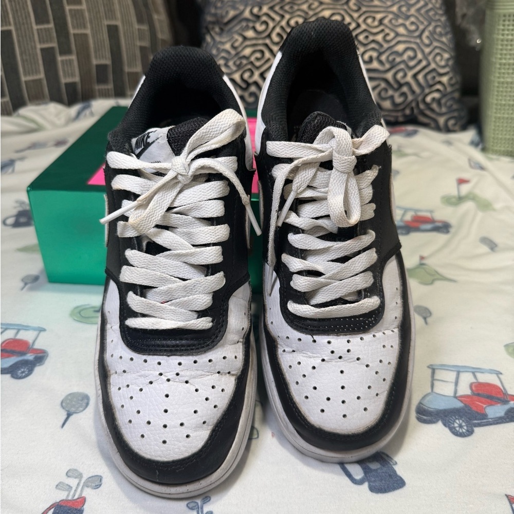 Nike Black Mesh Sneakers - Picture 6 of 10